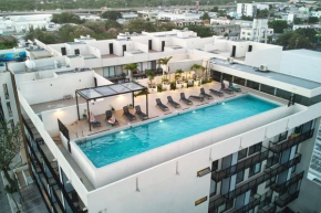 Estudio nuevo en el corazón de Playa del Carmen